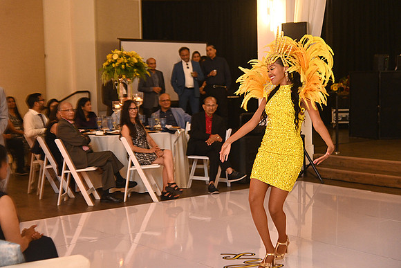DSC_4892_SMALLfile4WEB