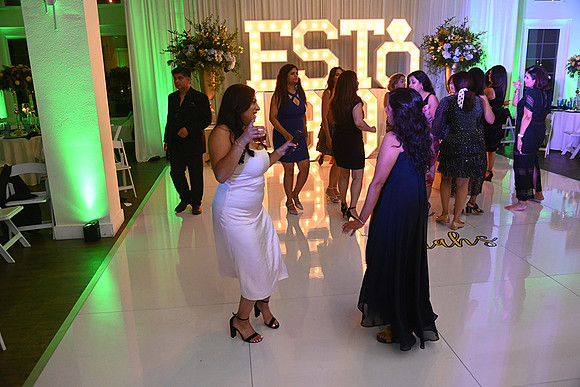 DSC_5195_SMALLfile4WEB